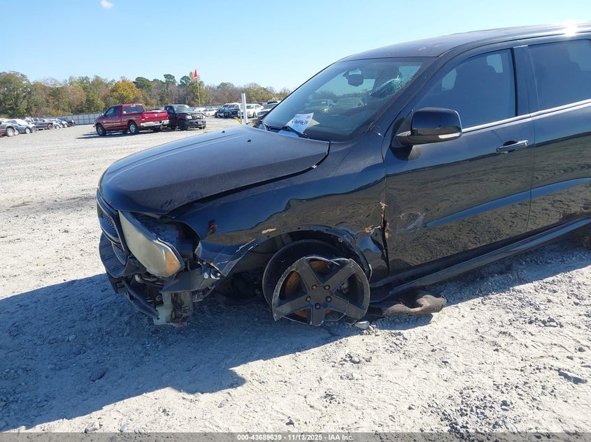 2011 Dodge Durango R/T VIN: 1D4SD6GT5BC682135 Lot: 43689639