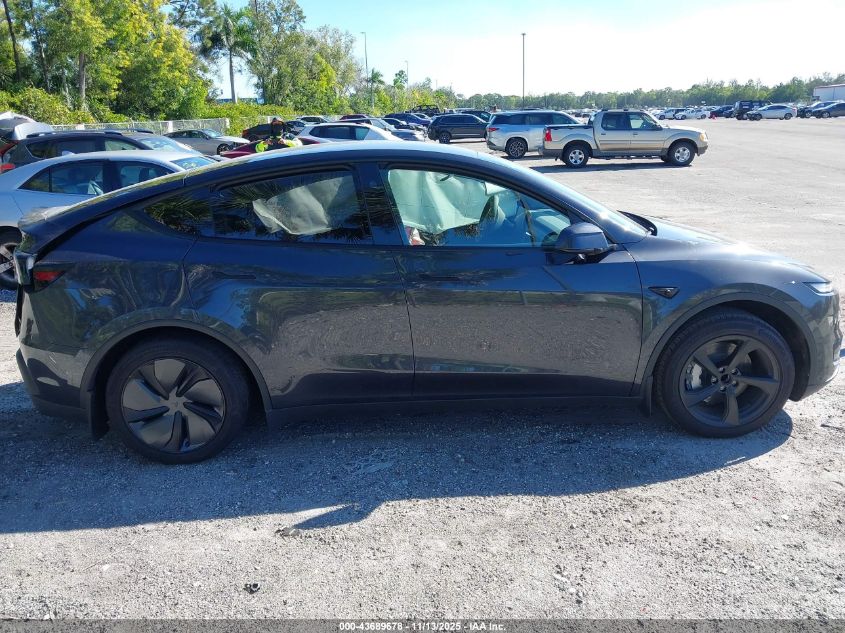 2026 Tesla Model Y VIN: 7SAYGDED4TF383628 Lot: 43689678