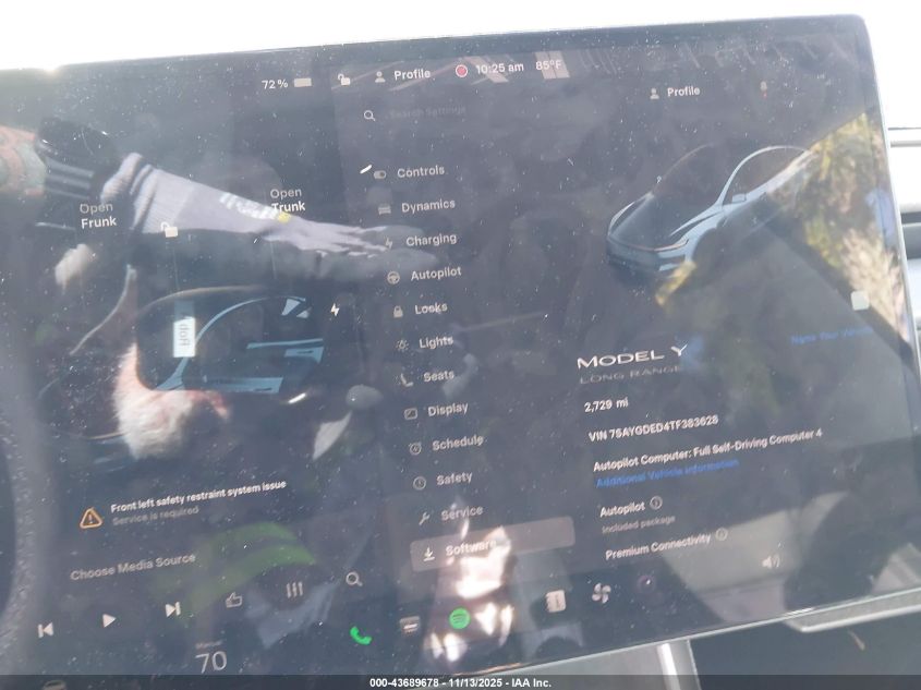 2026 Tesla Model Y VIN: 7SAYGDED4TF383628 Lot: 43689678