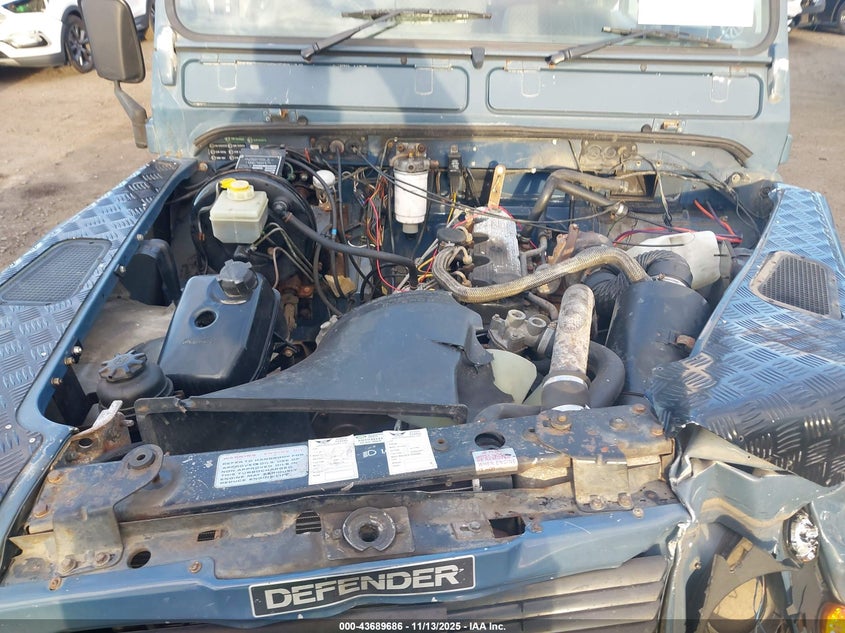 1974 Land Rover Defender VIN: 0000000025903546B Lot: 43689686