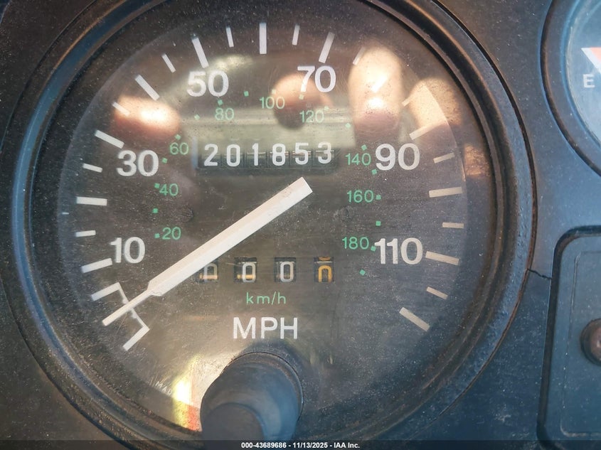 1974 Land Rover Defender VIN: 0000000025903546B Lot: 43689686