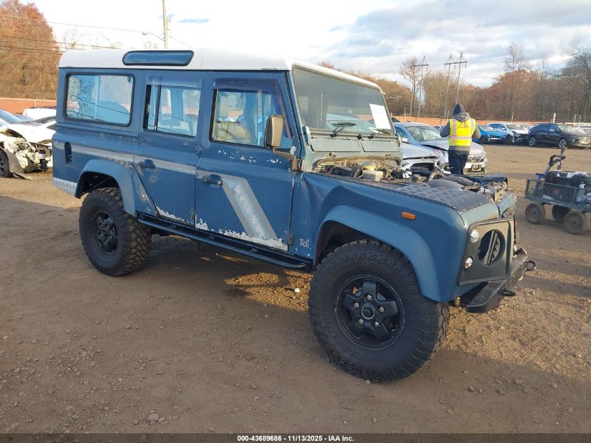 1974 Land Rover Defender