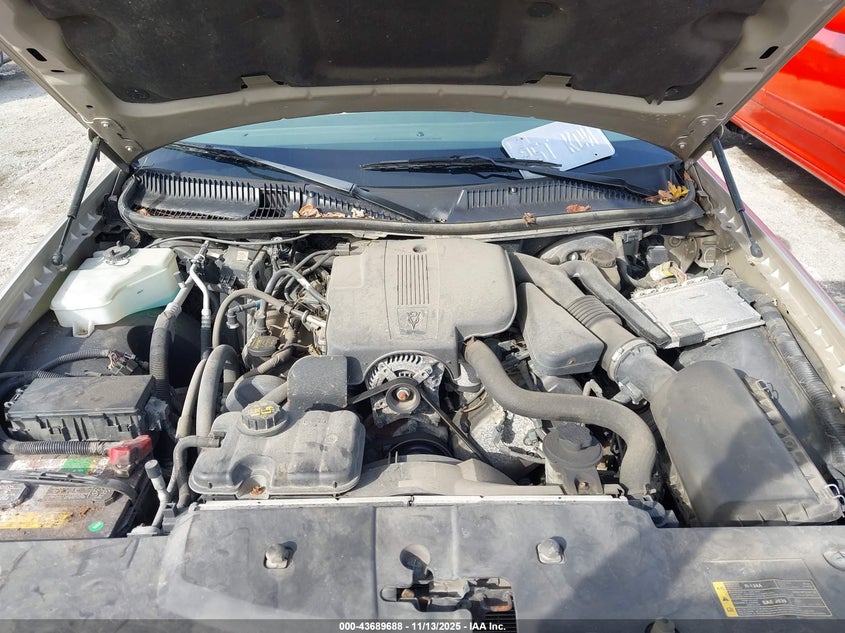 2009 Lincoln Town Car Signature Limited VIN: 2LNHM82V39X619538 Lot: 43689688