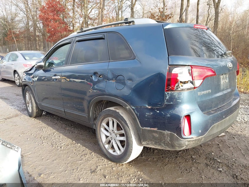 2014 KIA SORENTO LX - 5XYKT3A68EG441879