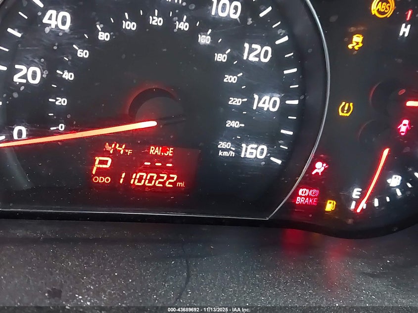 2014 KIA SORENTO LX - 5XYKT3A68EG441879