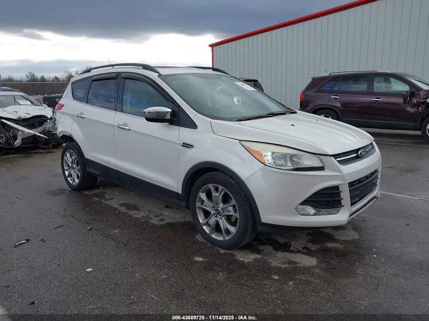 FORD ESCAPE SE