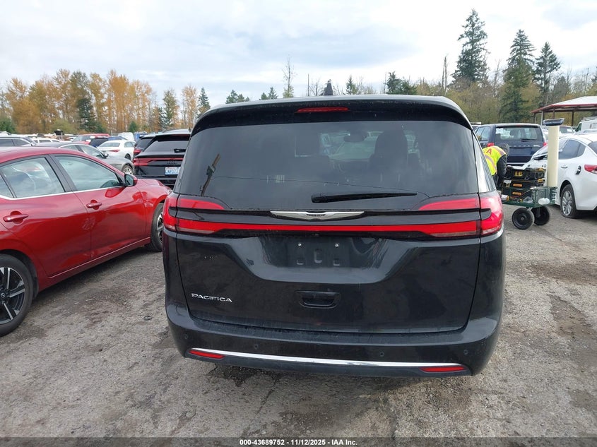 2023 Chrysler Pacifica Touring L VIN: 2C4RC1BG8PR631948 Lot: 43689752