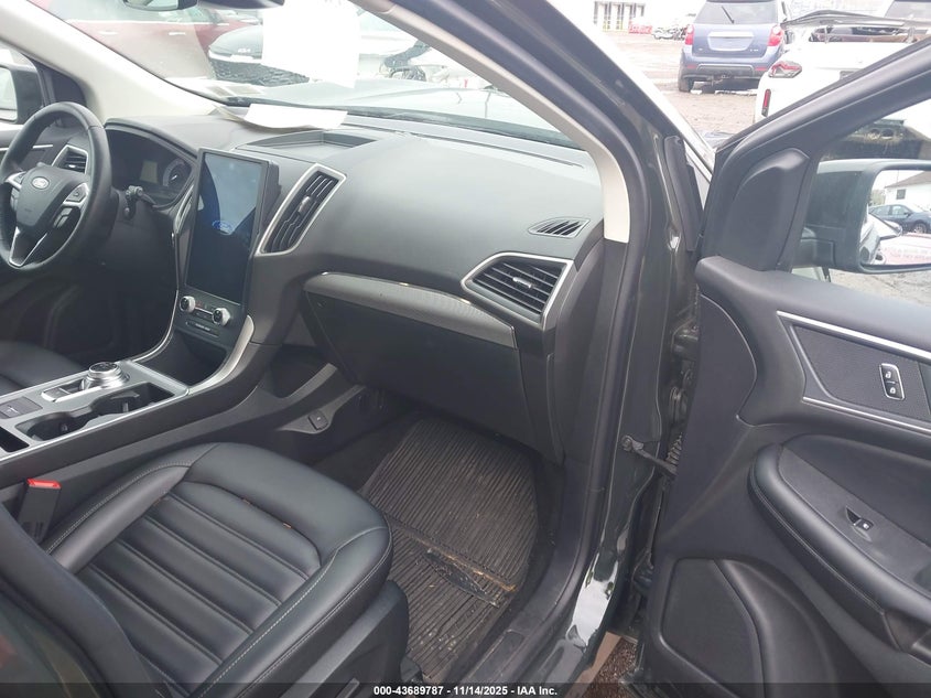 2FMPK4J90NBA00725 2022 FORD EDGE photo no. 5