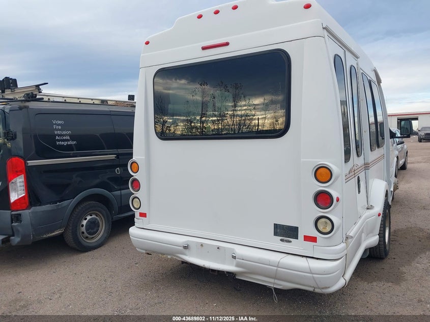 2008 Ford E-350 Cutaway VIN: 1FDWE35L38DA09212 Lot: 43689802