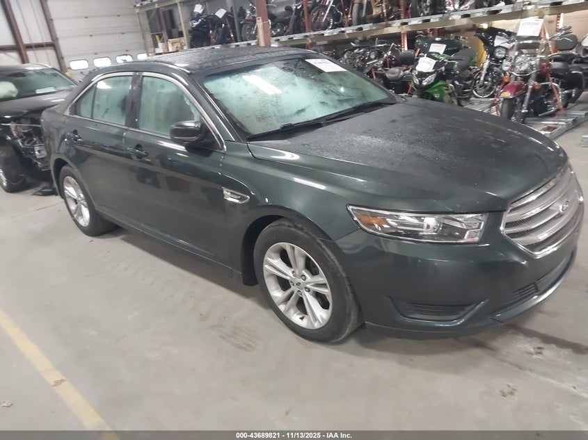 FORD TAURUS SE