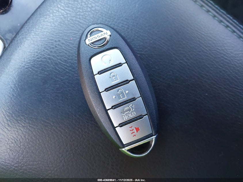 2017 Nissan Maxima 3.5 Sr VIN: 1N4AA6AP9HC409694 Lot: 43689841