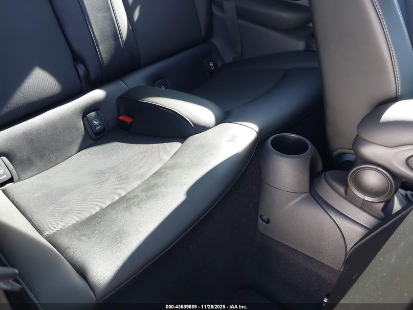 2017 Mini Hardtop Cooper VIN: WMWXP5C52H2D16207 Lot: 43689889