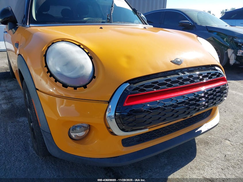 2017 Mini Hardtop Cooper VIN: WMWXP5C52H2D16207 Lot: 43689889