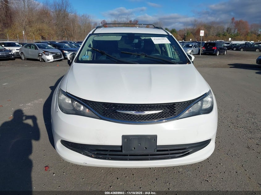 2020 Chrysler Voyager Lxi VIN: 2C4RC1DG0LR148591 Lot: 43689983