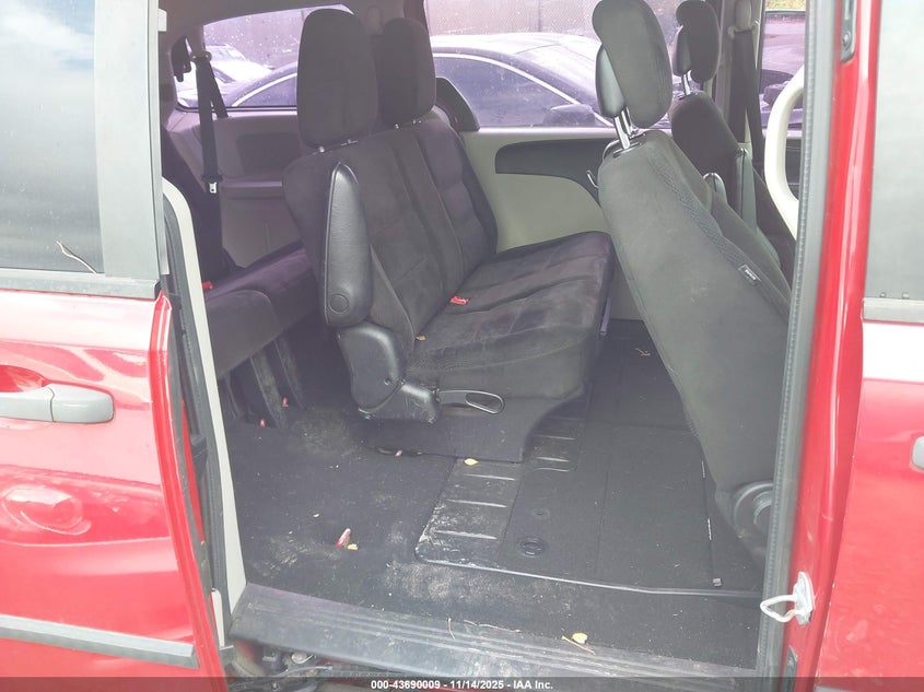 2015 Dodge Grand Caravan American Value Pkg VIN: 2C4RDGBG9FR725562 Lot: 43690009