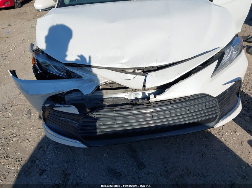 4T1F31AK6MU557528 2021 TOYOTA CAMRY photo no. 6