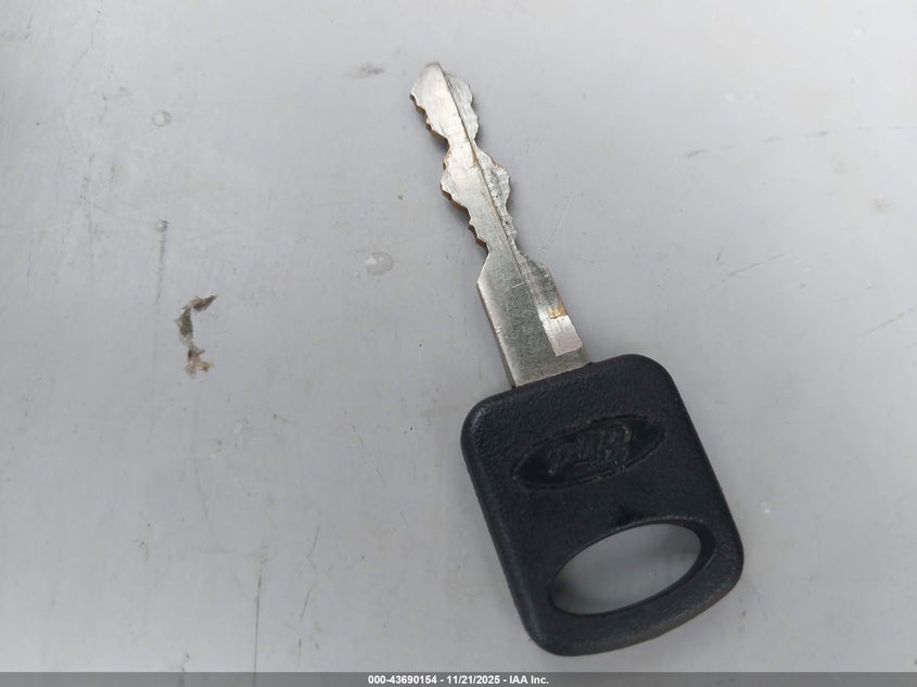 2013 Ford E-350 Super Duty Commercial VIN: 1FDSS3EL5DDA98508 Lot: 43690154