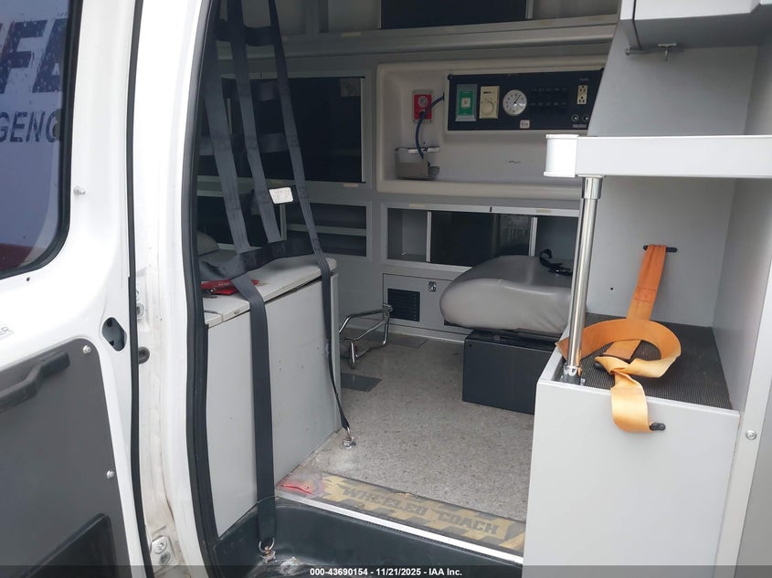 2013 Ford E-350 Super Duty Commercial VIN: 1FDSS3EL5DDA98508 Lot: 43690154