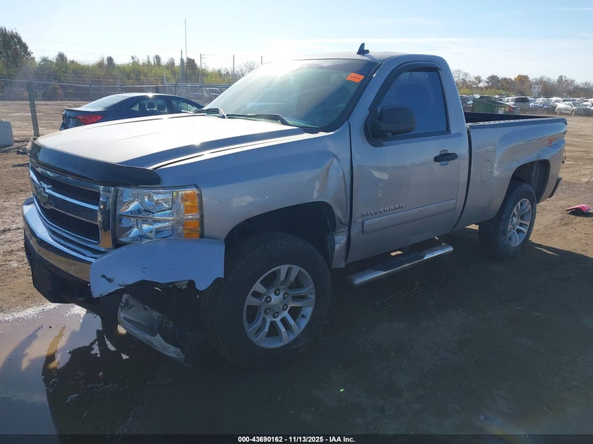 1GCEK14CX7Z591213 2007 CHEVROLET SILVERADO photo no. 2