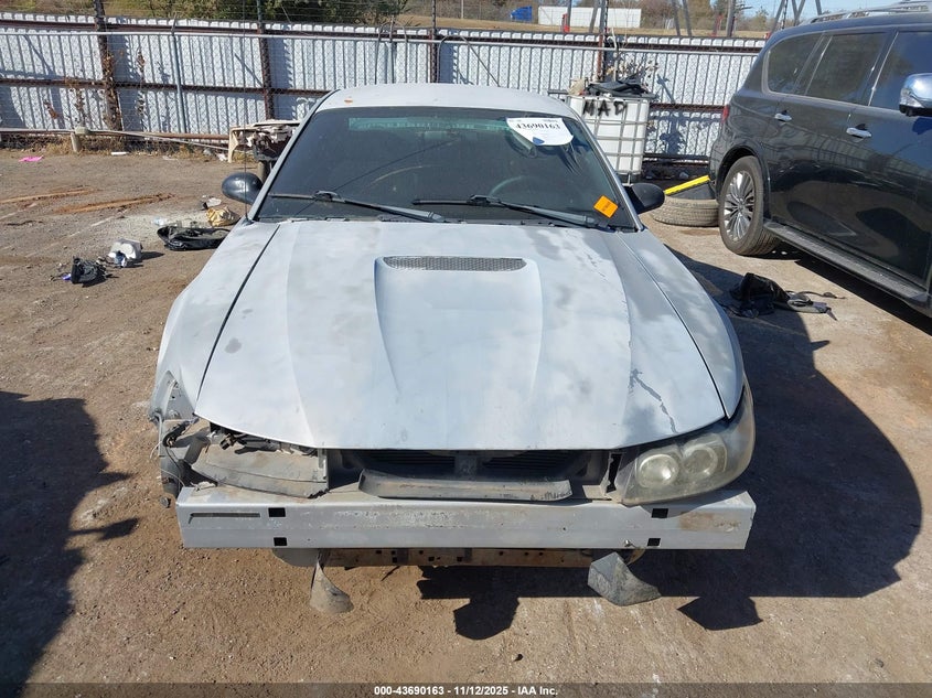 2000 Ford Mustang VIN: 1FAFP4041YF192673 Lot: 43690163