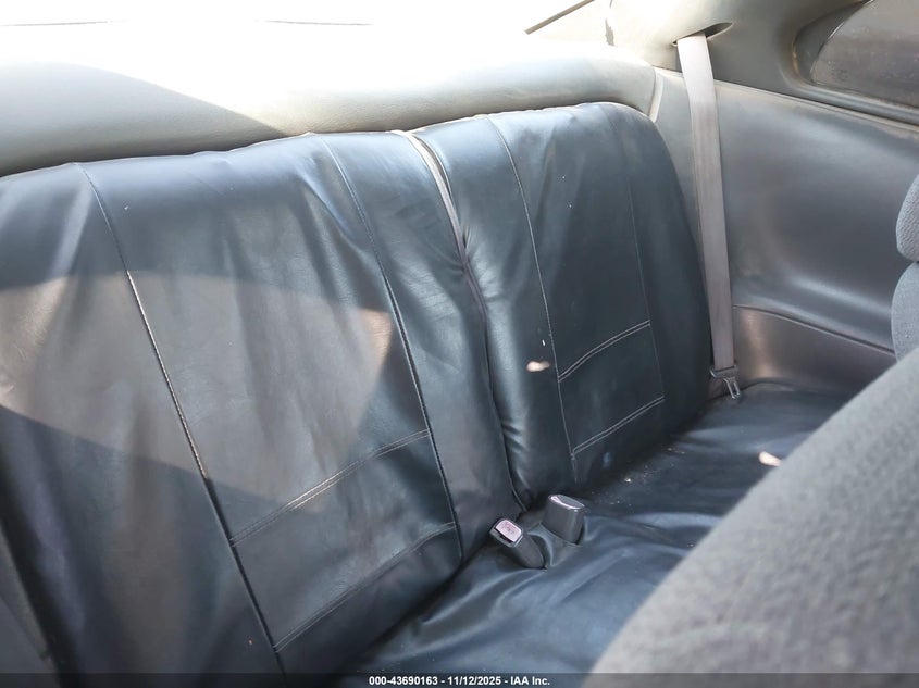 2000 Ford Mustang VIN: 1FAFP4041YF192673 Lot: 43690163