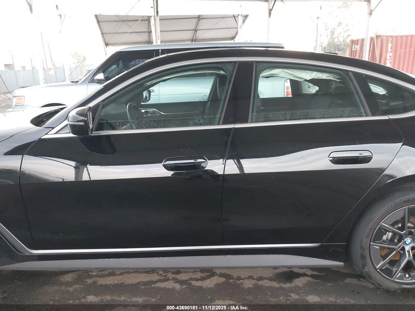 2024 BMW I4 Gran Coupe Edrive35 VIN: WBY43AW00RFT00751 Lot: 43690181