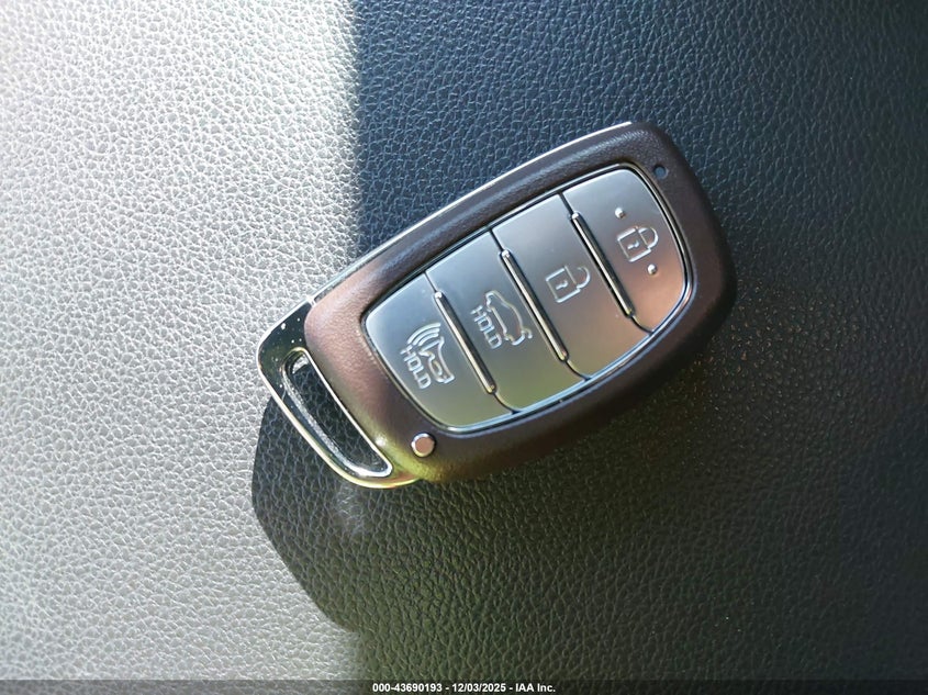 5NPD84LF2LH625881 2020 HYUNDAI ELANTRA photo no. 11