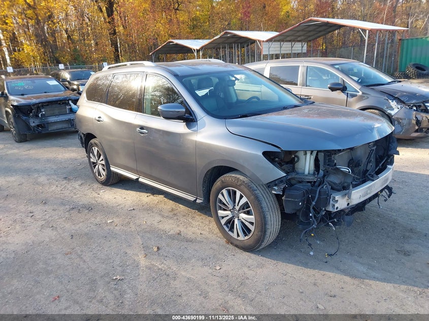 NISSAN PATHFINDER SV