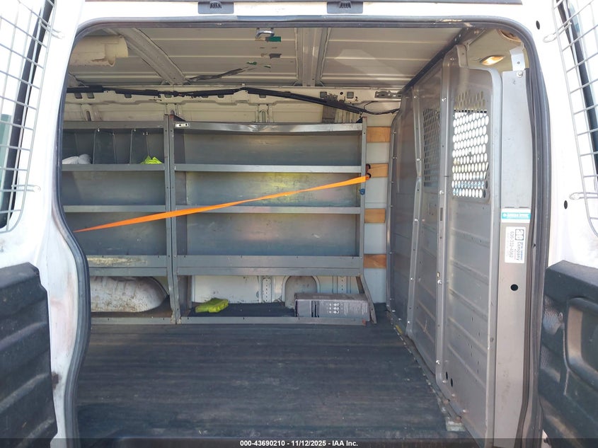 2014 GMC Savana 2500 Work Van VIN: 1GTW7FCA6E1911979 Lot: 43690210