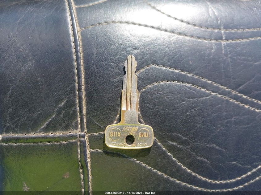 1995 Suzuki Vs1400 Glp/Gl VIN: JS1VX51L1S2100228 Lot: 43690219