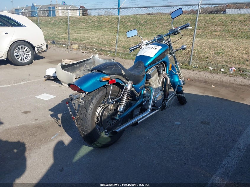 JS1VX51L1S2100228 1995 SUZUKI VS photo no. 4