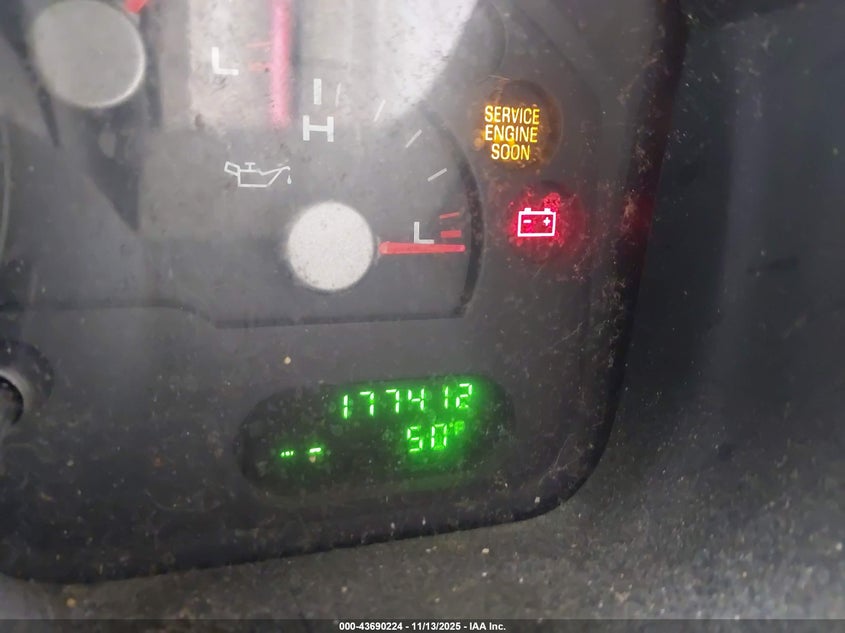 2004 Ford Explorer Nbx/Xlt VIN: 1FMZU73K34UA10565 Lot: 43690224