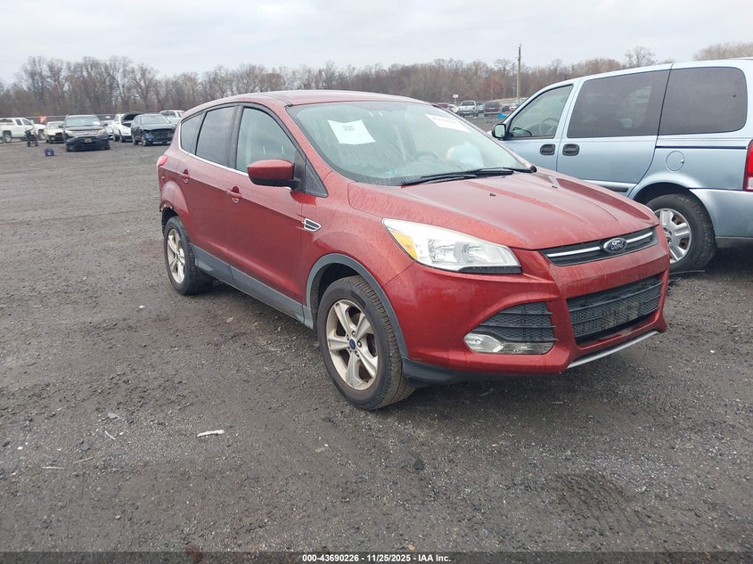 FORD ESCAPE SE
