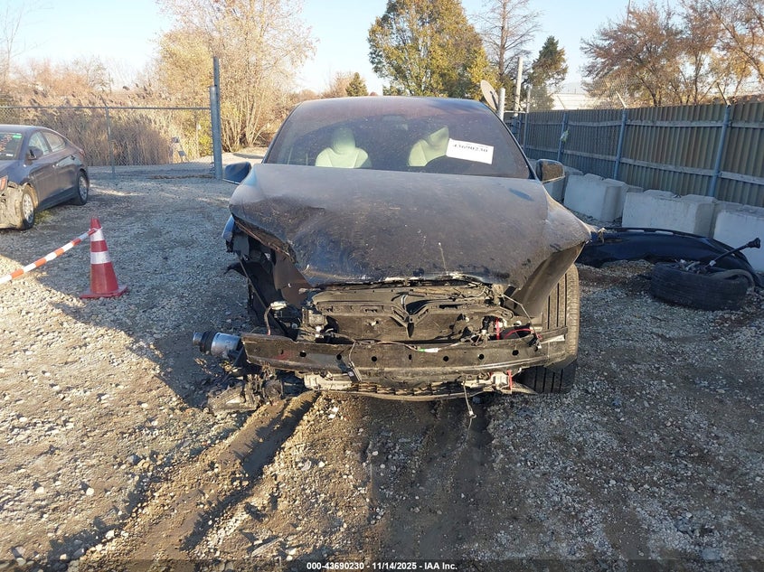 2020 Tesla Model X Long Range Dual Motor All-Wheel Drive/Long Range Plus Dual Motor All-Wheel Drive VIN: 5YJXCBE28LF301634 Lot: 43690230