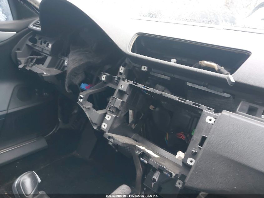 2013 Volkswagen Cc 2.0T Sport VIN: WVWBP7AN4DE504972 Lot: 43690319