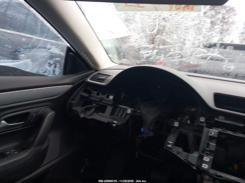 2013 Volkswagen Cc 2.0T Sport VIN: WVWBP7AN4DE504972 Lot: 43690319