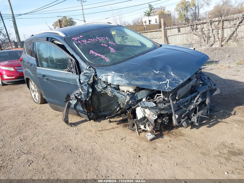 FORD ESCAPE TITANIUM