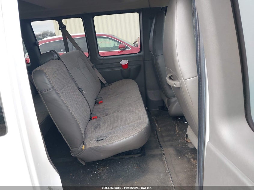 2017 GMC Savana 3500 Lt VIN: 1GJZ7PFF2H1178238 Lot: 43690346