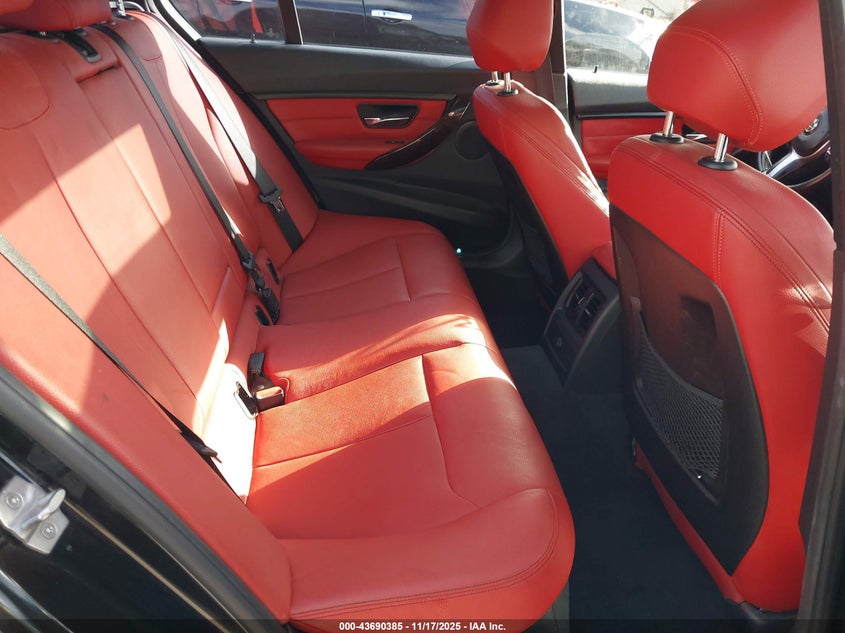 WBA3B5G57FNS19343 2015 BMW 3ER photo no. 8