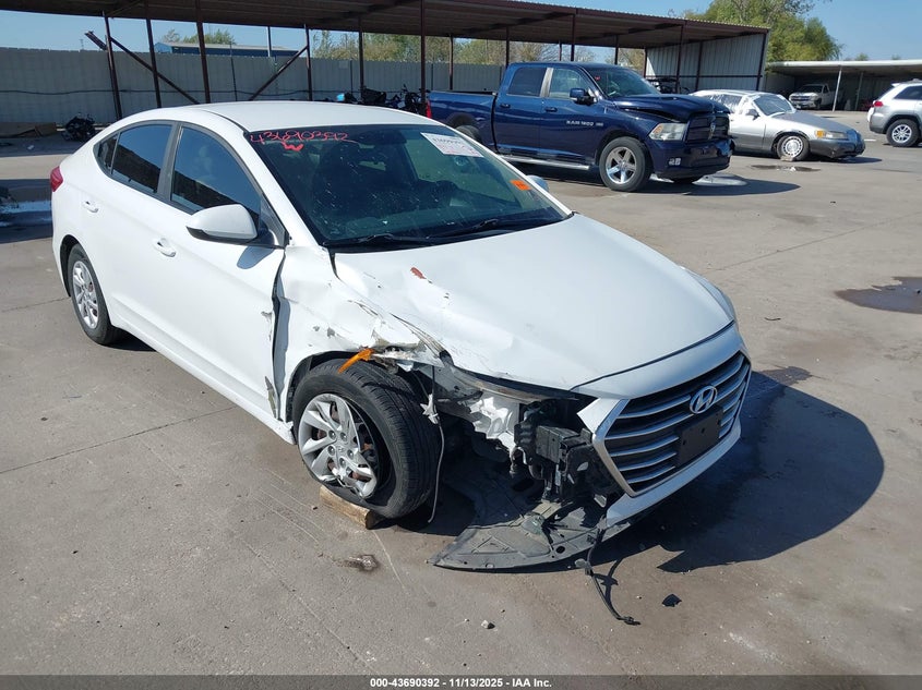 2018 HYUNDAI ELANTRA SE - 5NPD74LF4JH241505