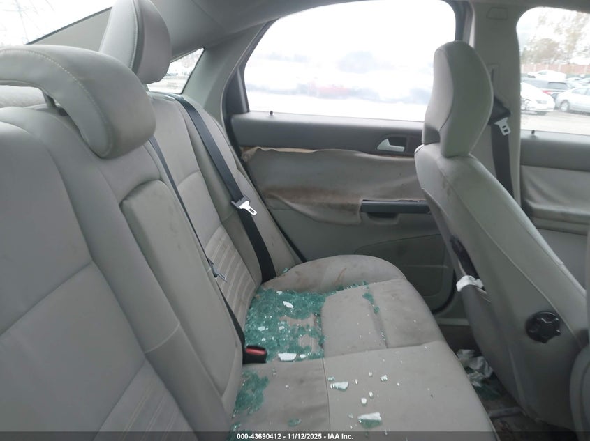 2008 Volvo S40 2.4I VIN: YV1MS382482367898 Lot: 43690412