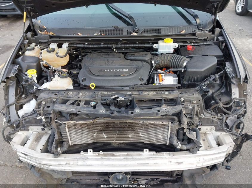 2019 Chrysler Pacifica Hybrid Limited VIN: 2C4RC1N73KR681595 Lot: 43690452