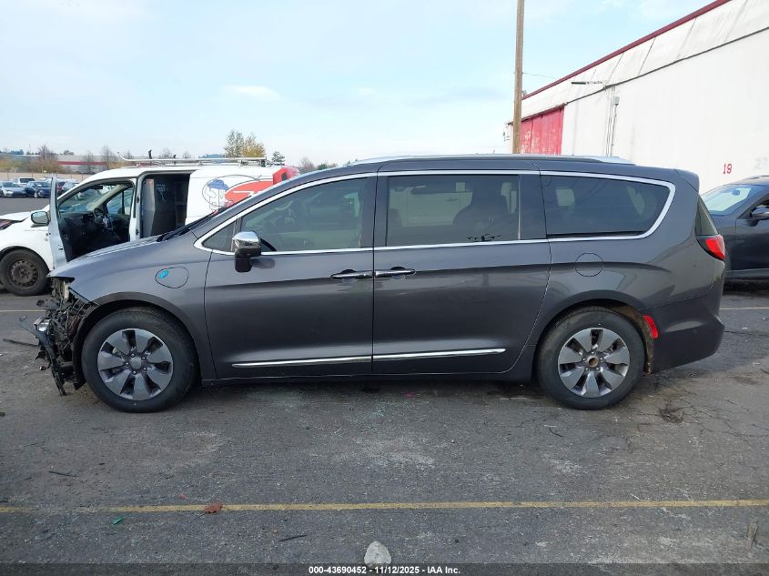 2019 Chrysler Pacifica Hybrid Limited VIN: 2C4RC1N73KR681595 Lot: 43690452