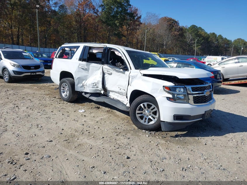 CHEVROLET SUBURBAN LT