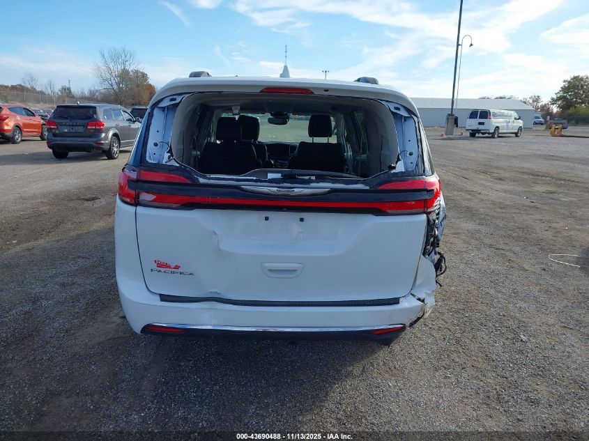 2022 Chrysler Pacifica Touring L VIN: 2C4RC1BG2NR197913 Lot: 43690488