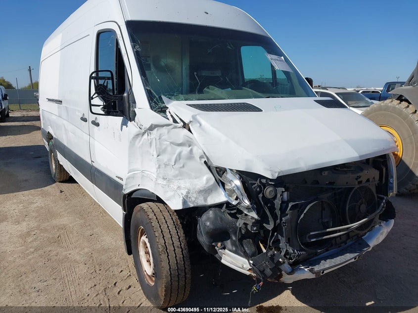 2016 Mercedes-Benz Sprinter 2500 High Roof VIN: WD3PE8DD4GP247268 Lot: 43690495