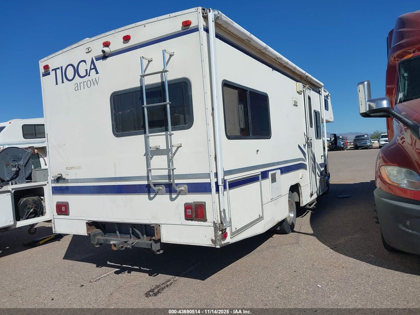 1GBJG31J4Y1220275 2000 CHEVROLET  photo no. 4
