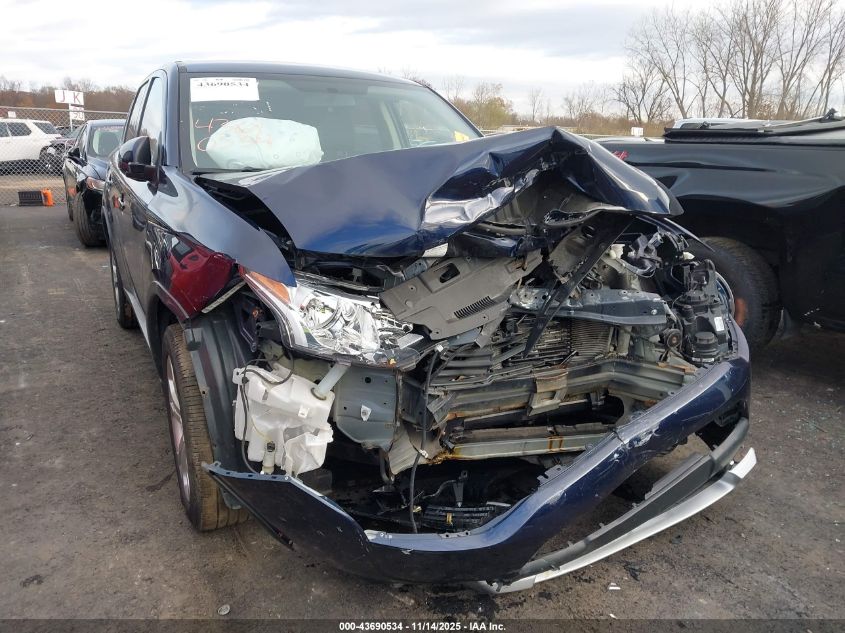 MITSUBISHI OUTLANDER SE