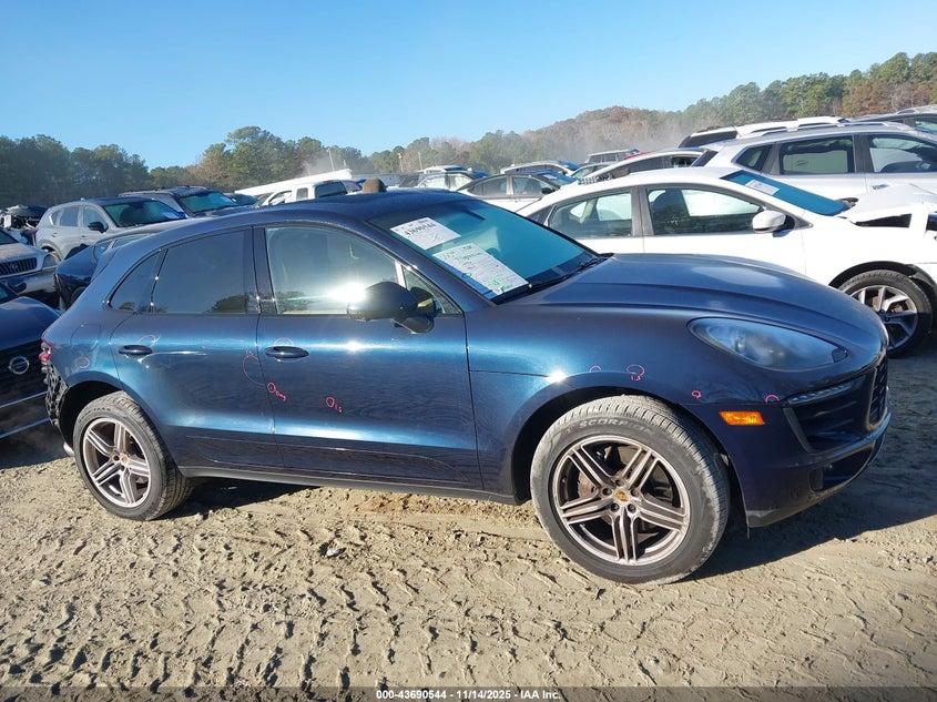 2016 PORSCHE MACAN S WP1AB2A55GLB53856