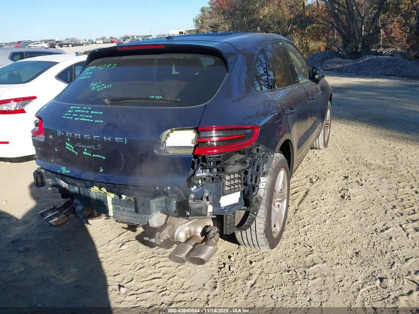 2016 PORSCHE MACAN S WP1AB2A55GLB53856